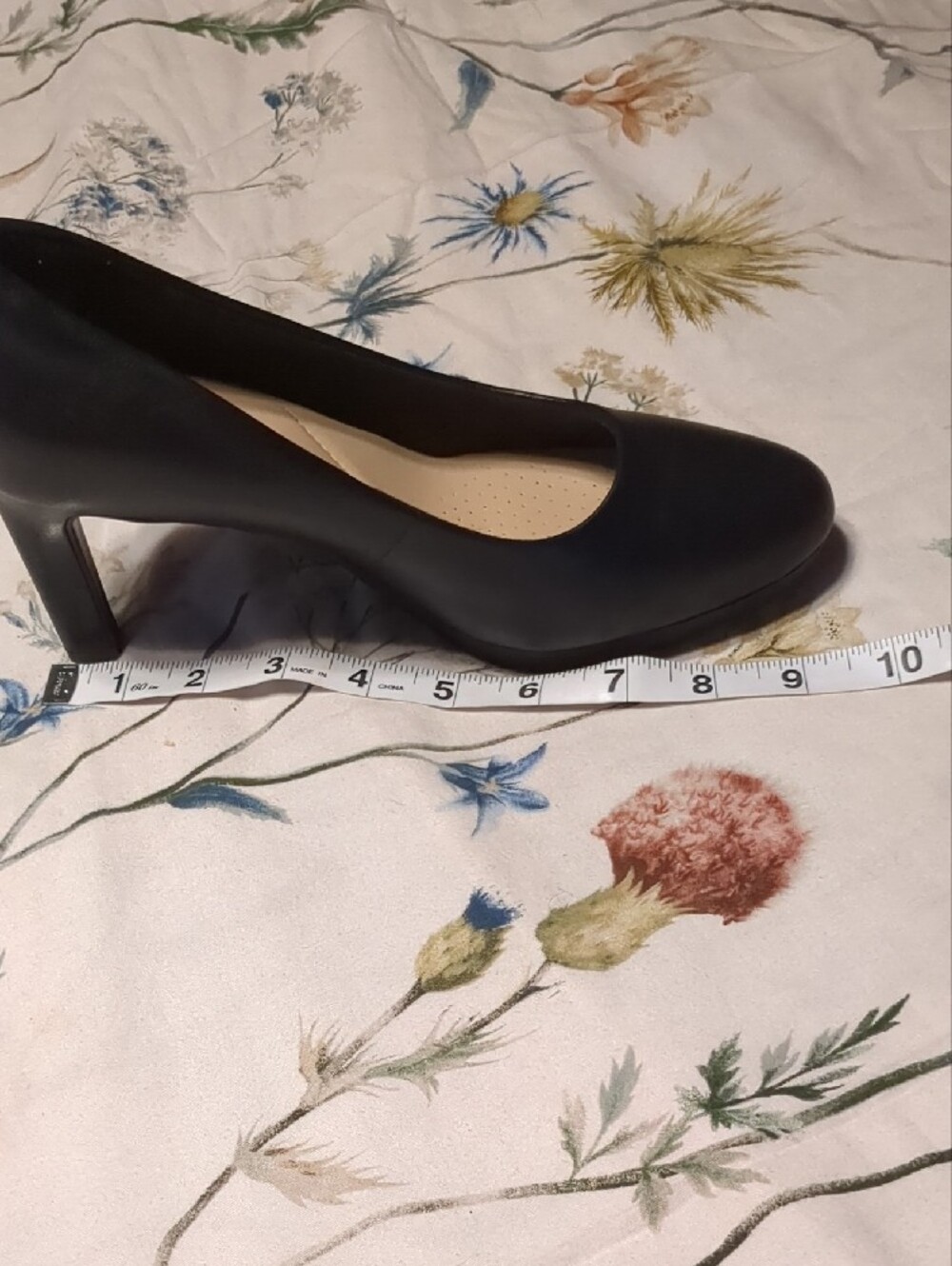 Clarks Black Women's High Heel Platform Pumps 8 - Picture 10 of 11